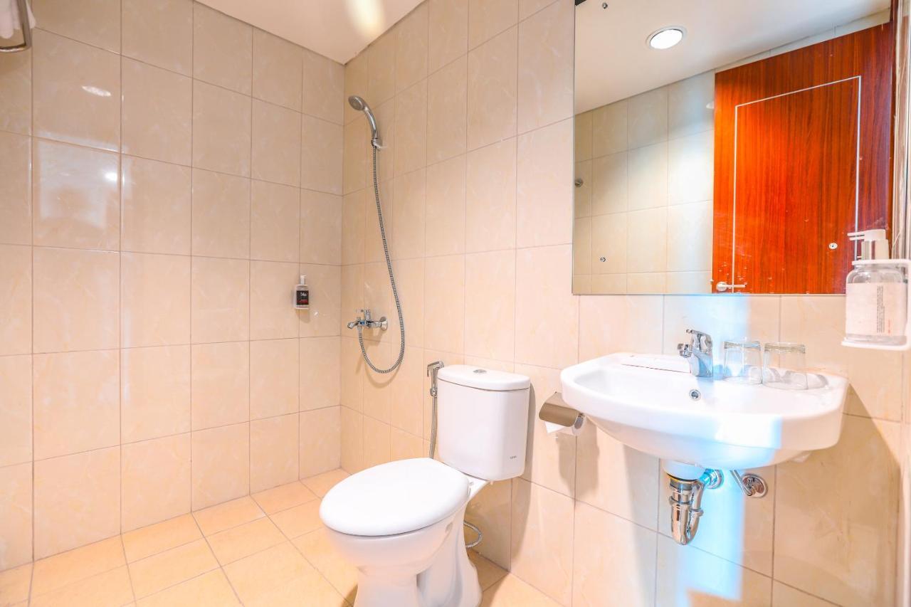 Super Oyo Collection O 16 Vittoria Residence Jakarta Exteriér fotografie