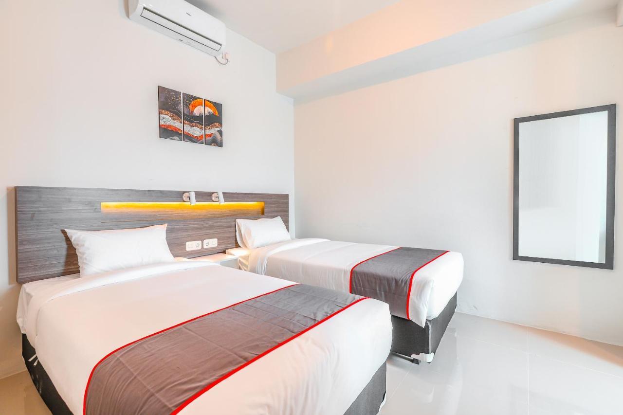 Super Oyo Collection O 16 Vittoria Residence Jakarta Exteriér fotografie