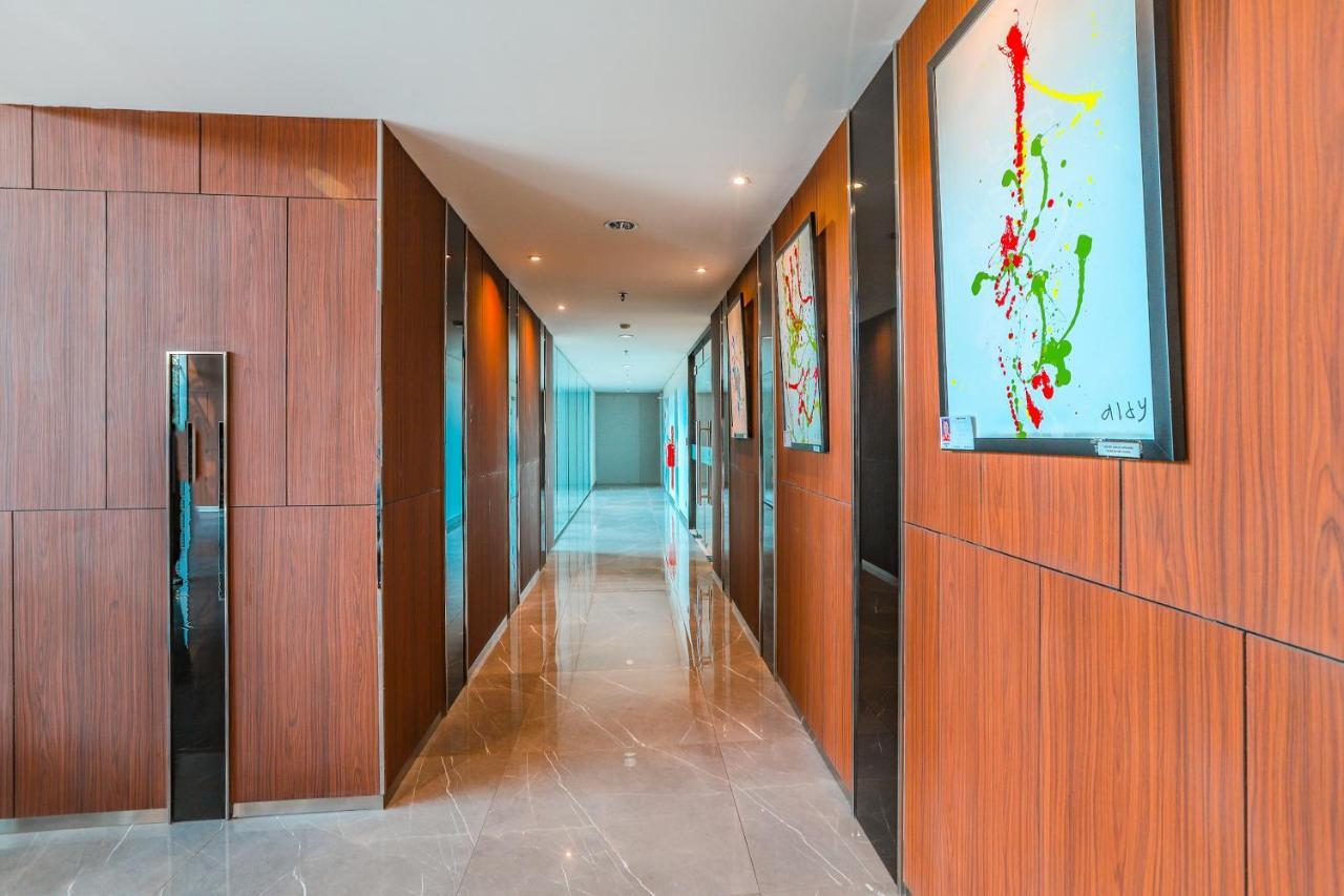 Super Oyo Collection O 16 Vittoria Residence Jakarta Exteriér fotografie
